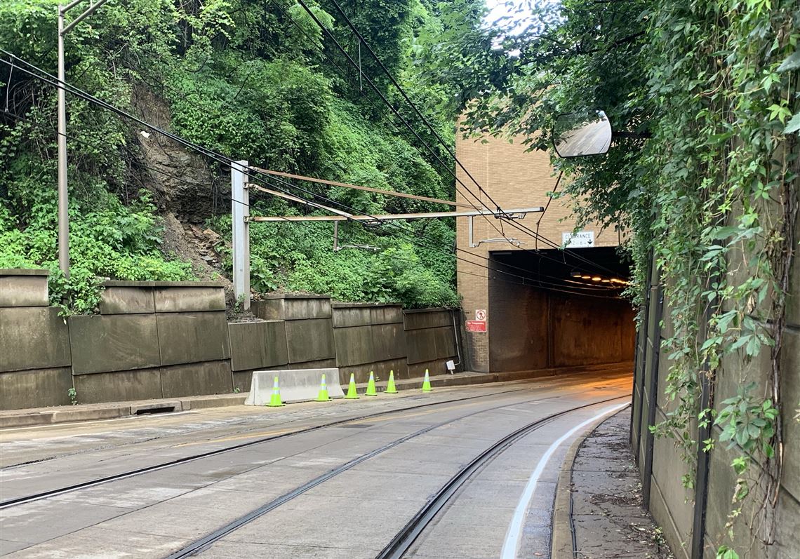 Landslide at Mount Washington transit tunnel delays Port Authority vehicles to the South Hills
