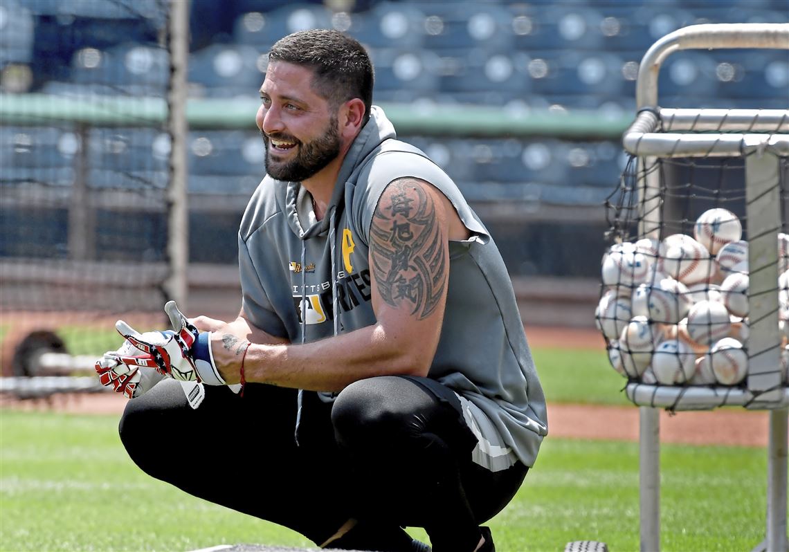 Francisco Cervelli of the Pittsburgh Pirates scores ahead of the