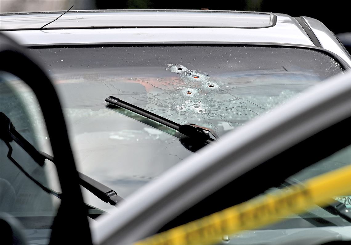 1 killed, officer injured in shooting during undercover drug bust in Ross