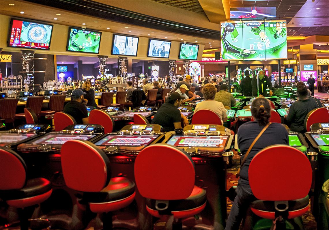 three rivers casino poker