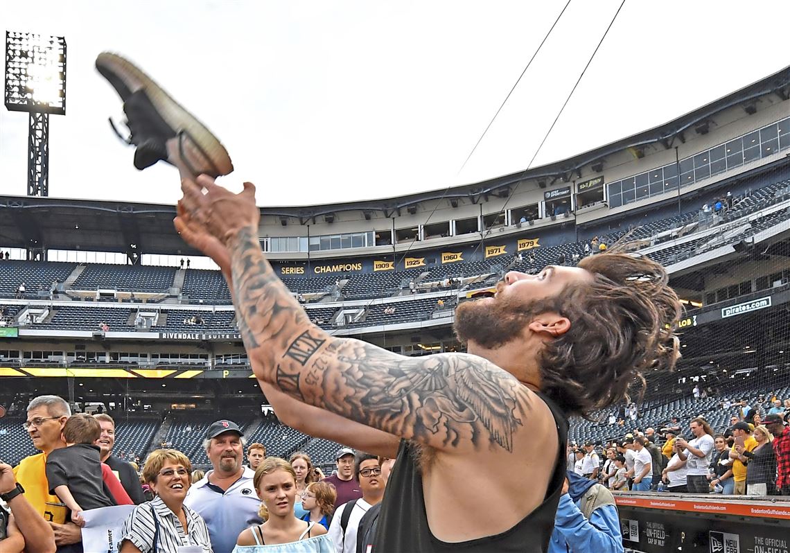 LOOK: Fan updates 'Pirates, 2015 World Champs' tattoo 