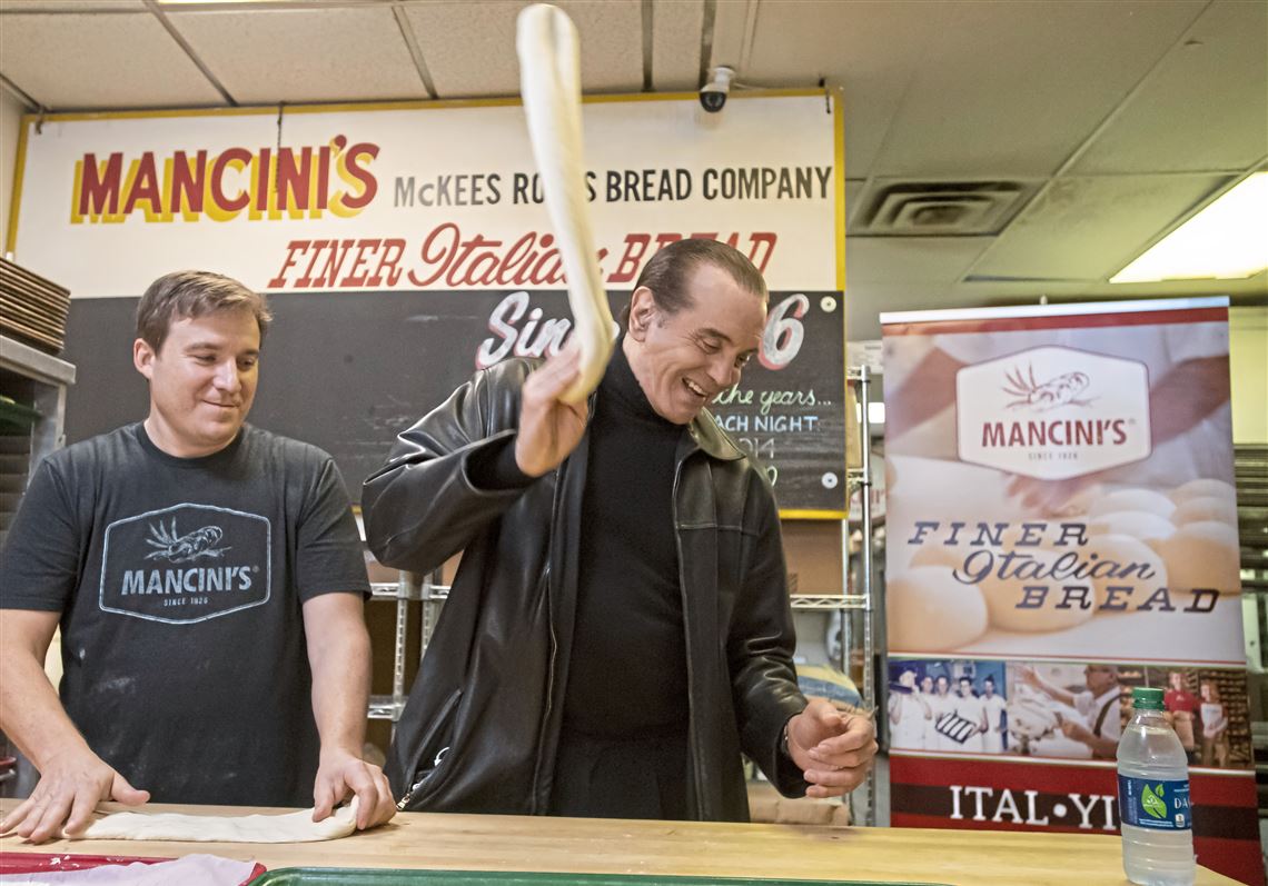 Chazz Palminteri sets the table for 'A Bronx Tale' with Mancini's visit