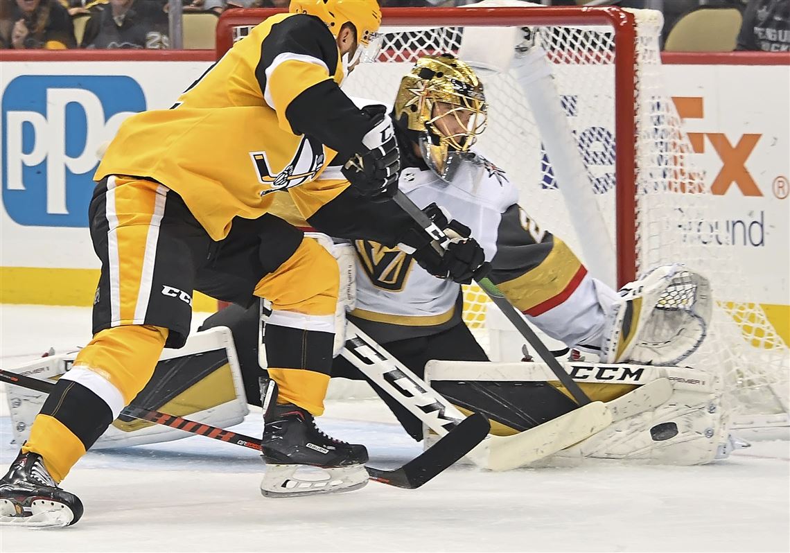Marc-Andre Fleury returns to Penguins' net
