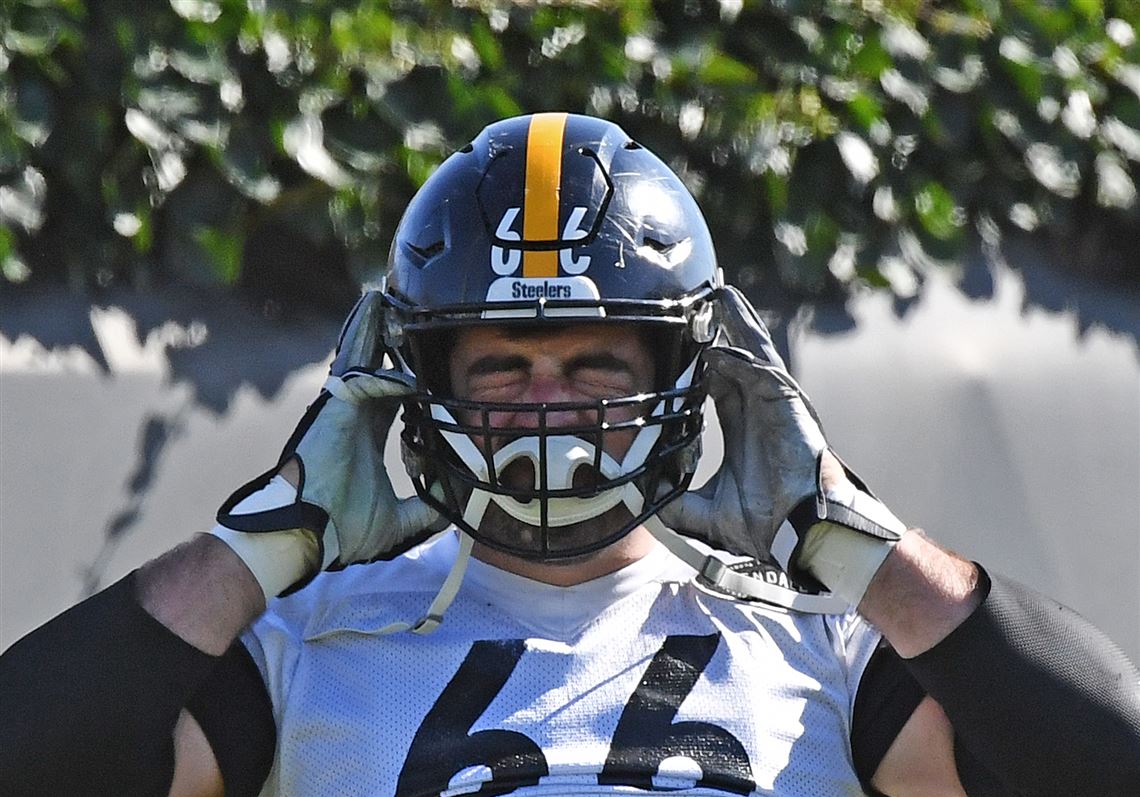 Steelers get right guard David DeCastro back at practice