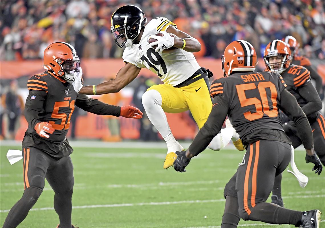 Steelers lose James Conner, JuJu Smith-Schuster in rough 