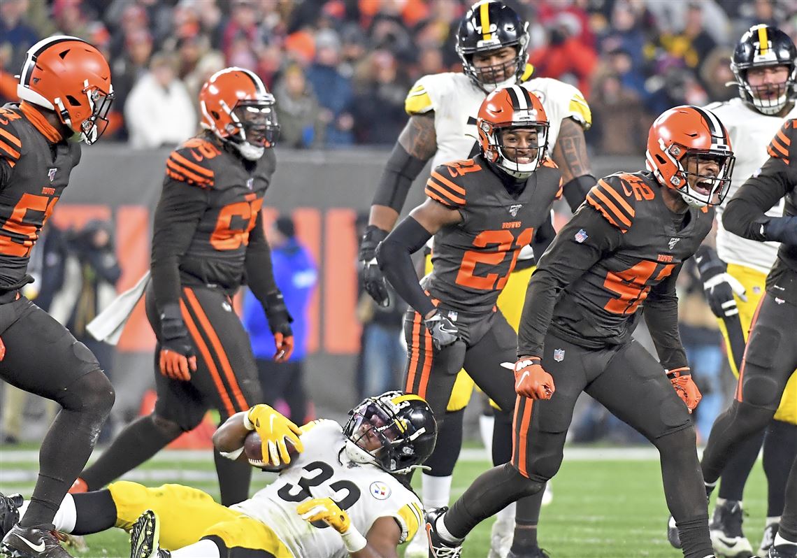 Stunning first quarter lifts Browns over Steelers for first playoff win  since 1994 season