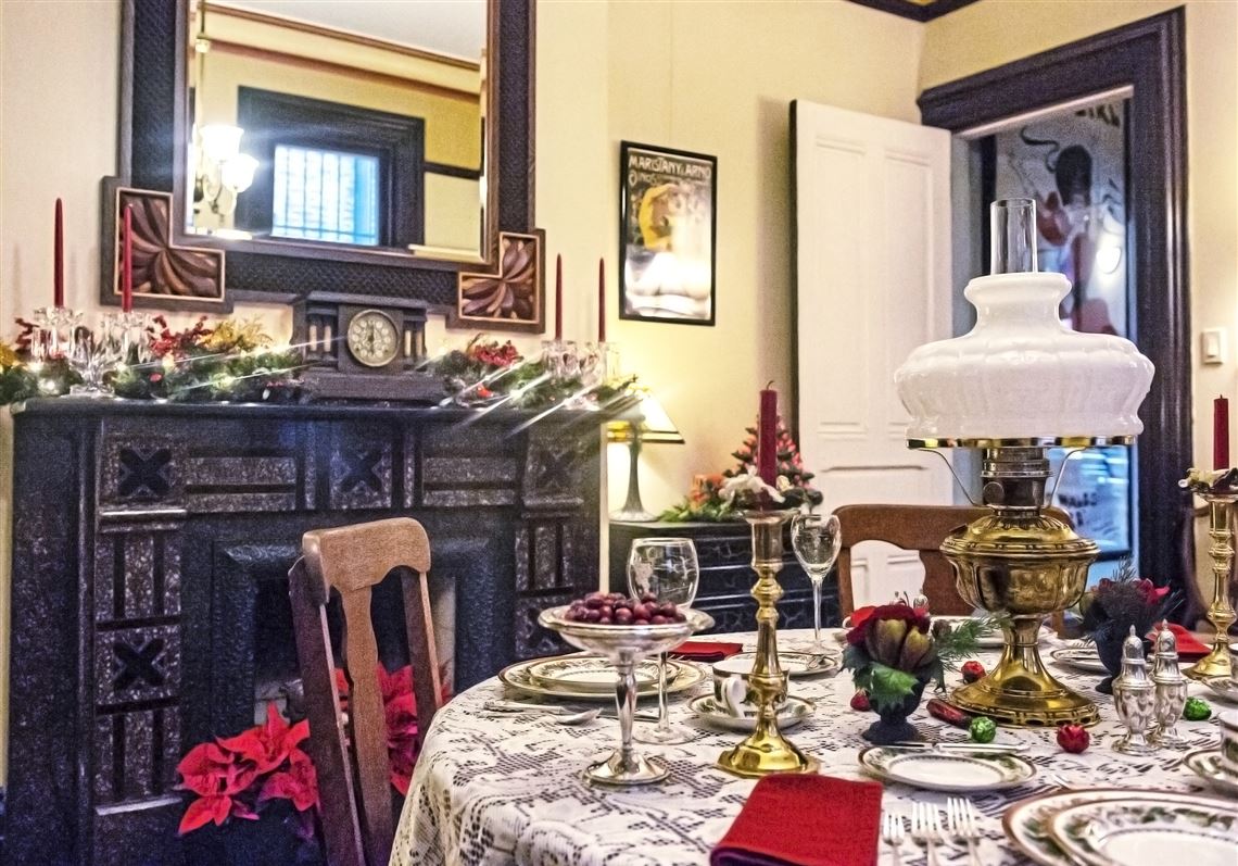 Klee Row House Offers A Very Victorian Christmas Pittsburgh Post Gazette