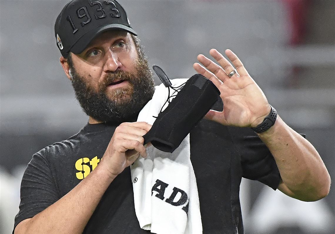 Ben Roethlisberger Reflects On Handling Early Success, Says He Struggled To  Leave 'Big Ben' Persona On The Field - Steelers Depot