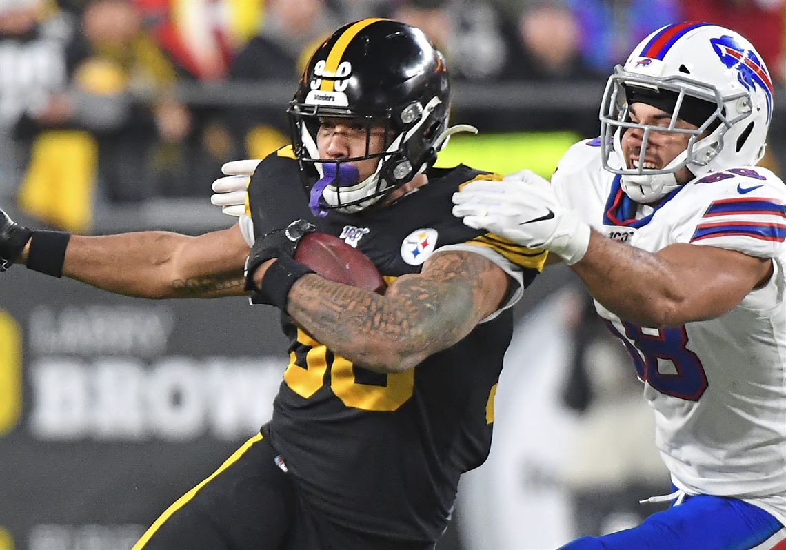 Ben Roethlisberger says son wants a James Conner jersey for