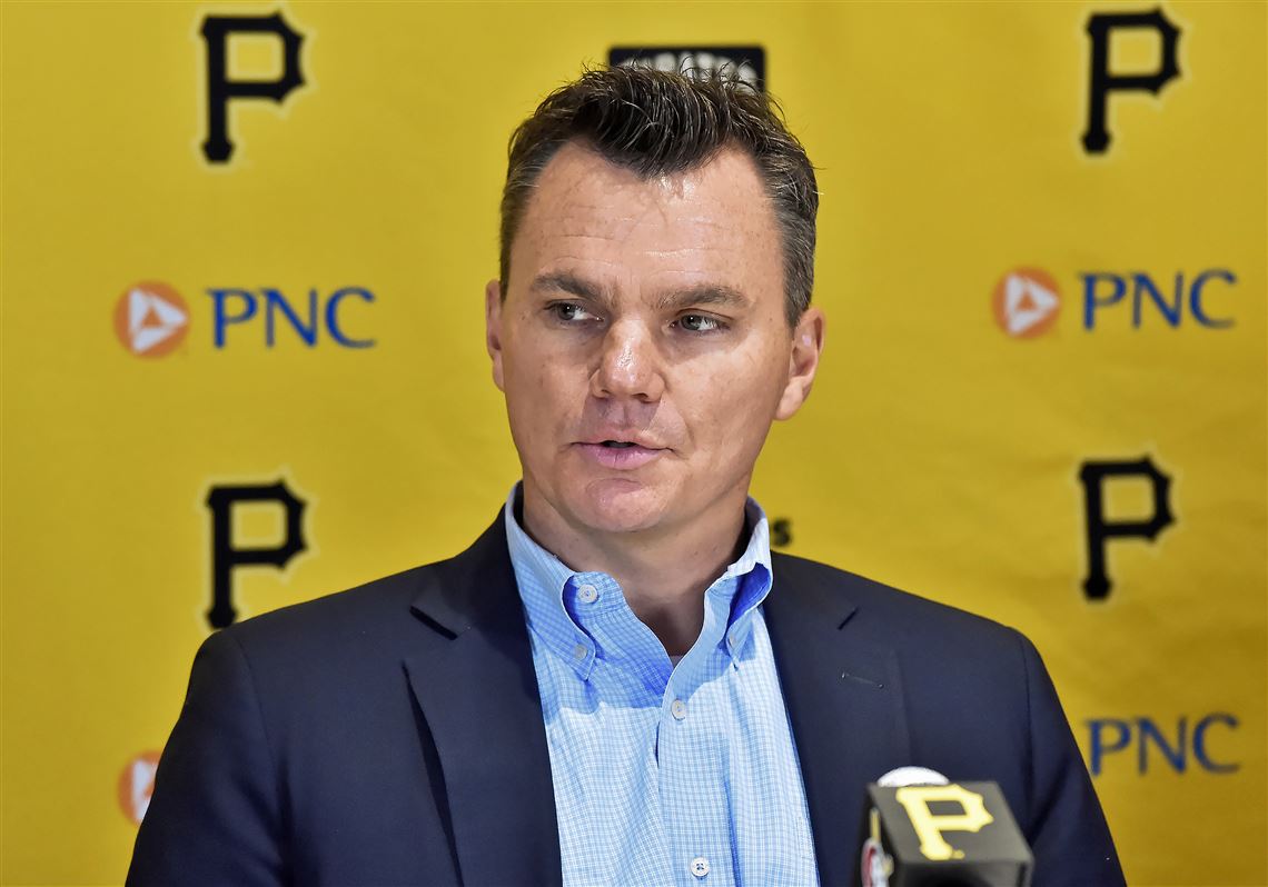 Number one overall pick by the Pittsburgh Pirates in last weeks Major  League baseball draft, Henry Davis, right, poses with general manager Ben  Cherington at PNC Park before a baseball game between