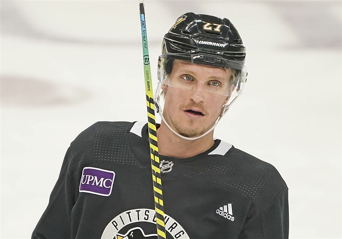 Nick Bjugstad Returns To The Penguins' Lineup After Missing 46 Games ...