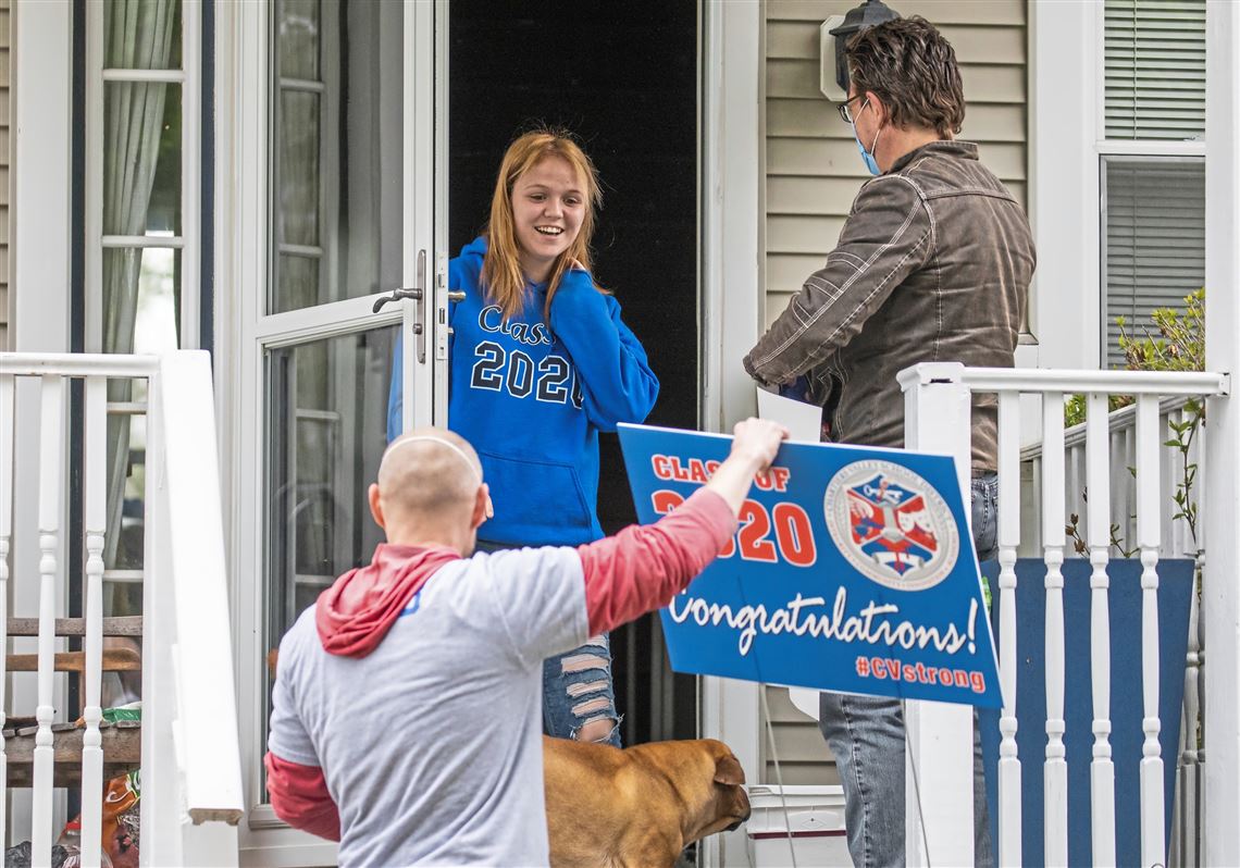Chartiers Valley administrators, faculty deliver students’ caps and