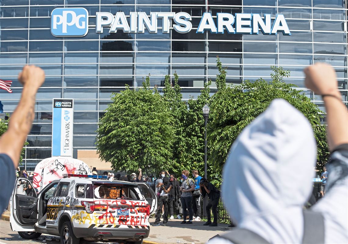 College Football Hall of Fame destroyed, vandalized by looters