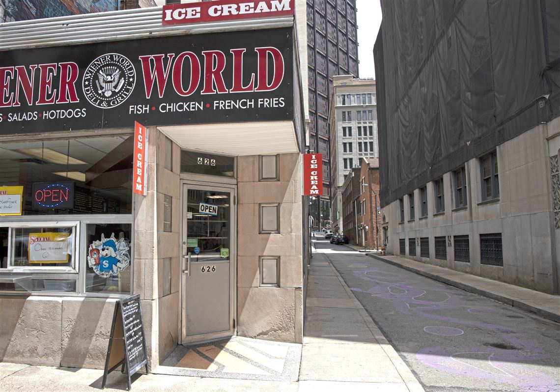 Downtown Pittsburghs Wiener World may close or relocate over safety concerns Pittsburgh Post-Gazette