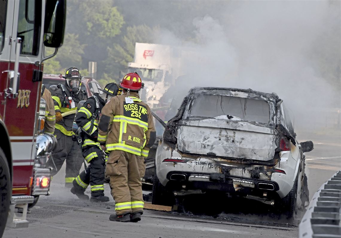 Driver escapes injury in vehicle fire on Parkway North Pittsburgh