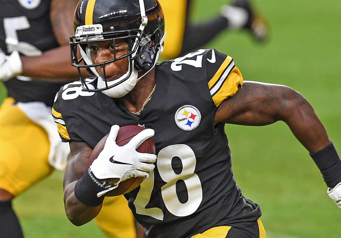 Steelers cornerback Mike Hilton will miss Titans game; Diontae Johnson,  David DeCastro will play