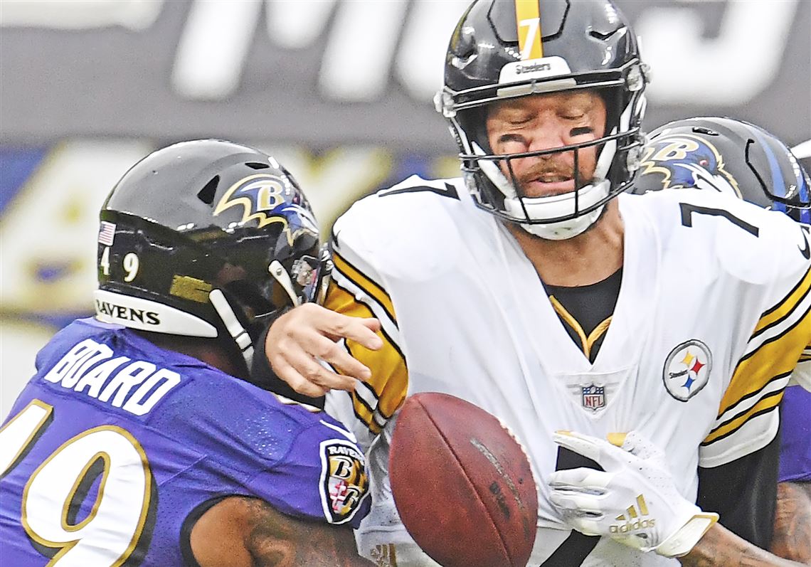 SportsReport: Steelers-Ravens Thanksgiving Game Postponed