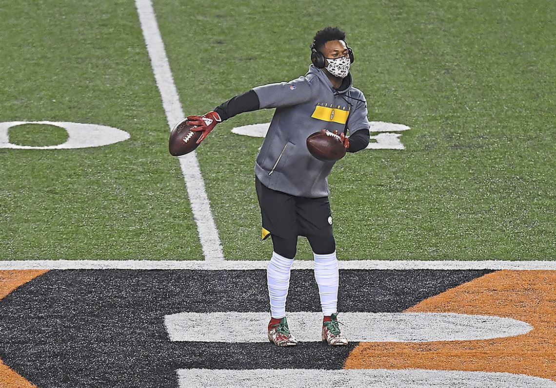 Steelers and Bengals Fight During Pregame 