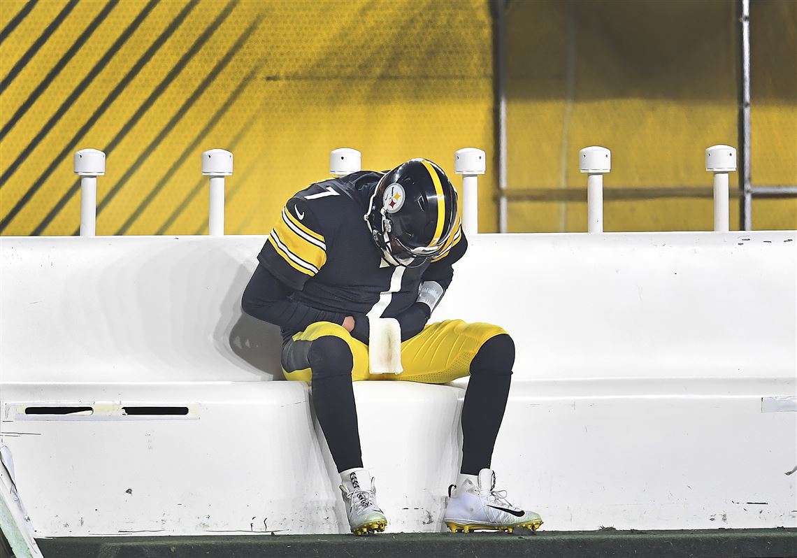 Emotional Ben Roethlisberger sat on bench long after Steelers