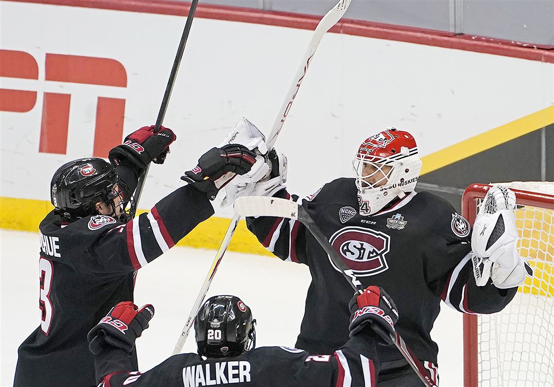 Frozen Four championship St. Cloud State, UMass shoot for first title