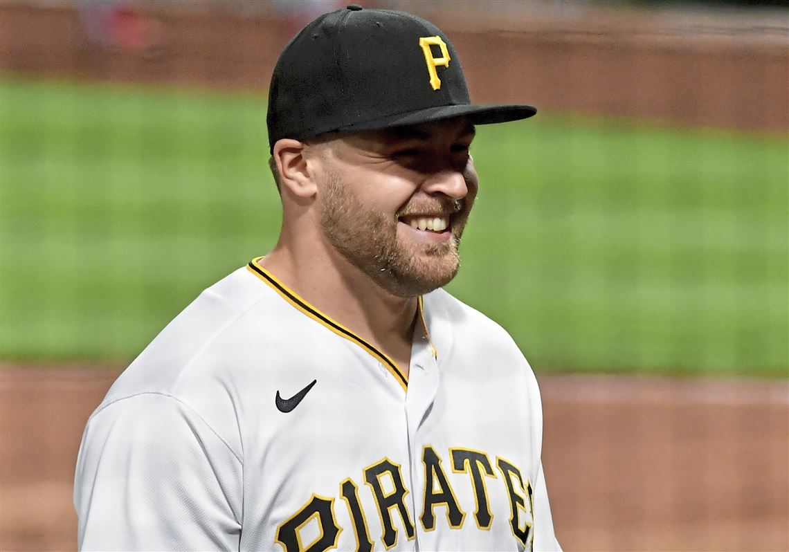 Pirates rookie pitcher sets 50-year-old record during unbelievable debut