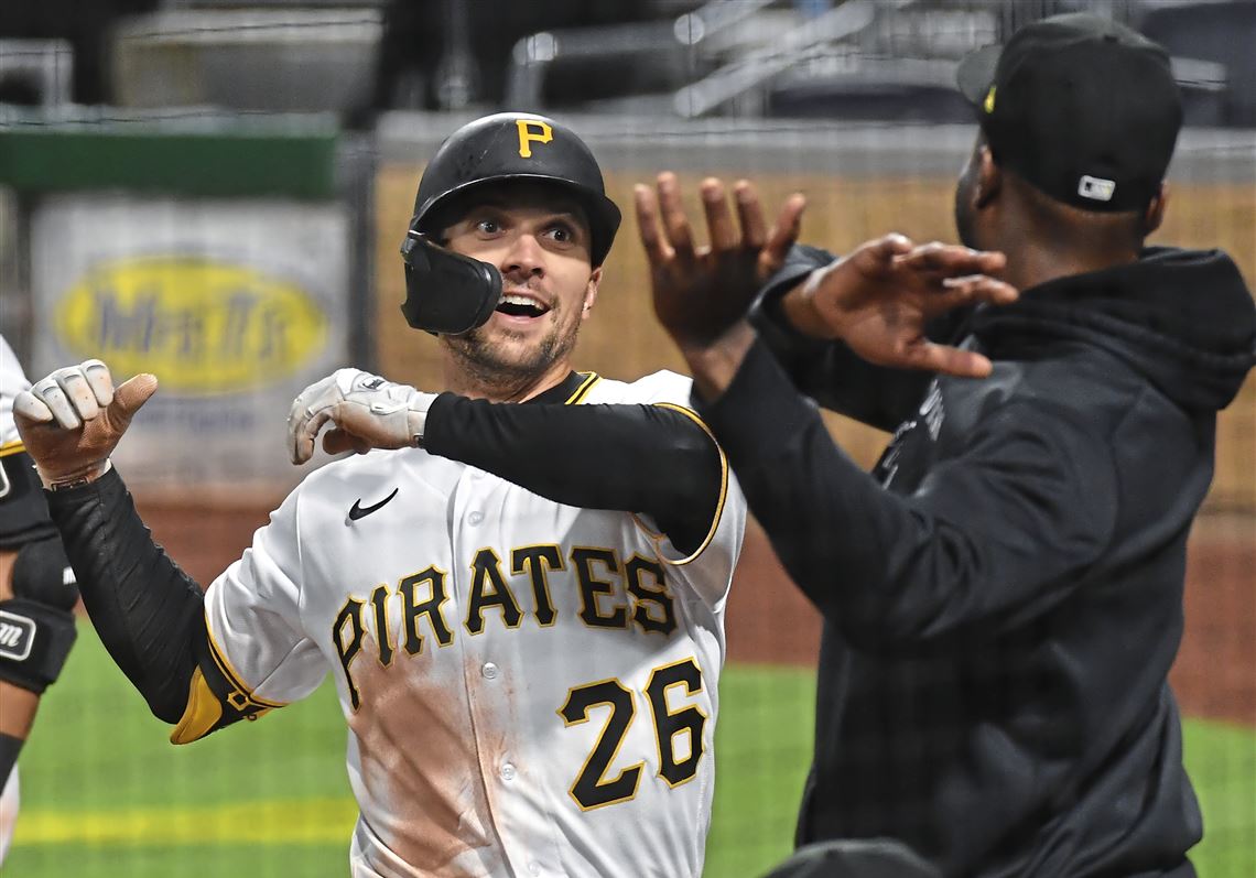 Adam Frazier excited about fresh start with Pirates after