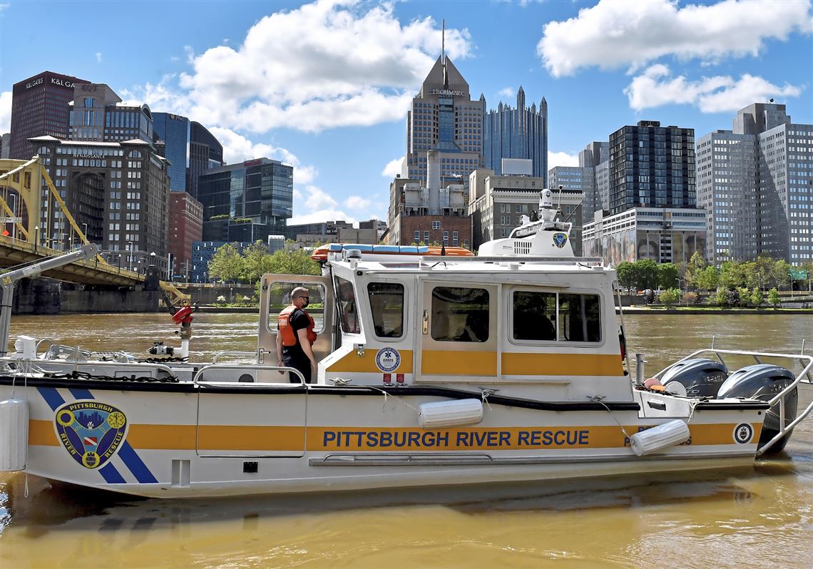 Boat Sinking Outside PNC Park After Being Found Abandoned In River - CBS  Pittsburgh