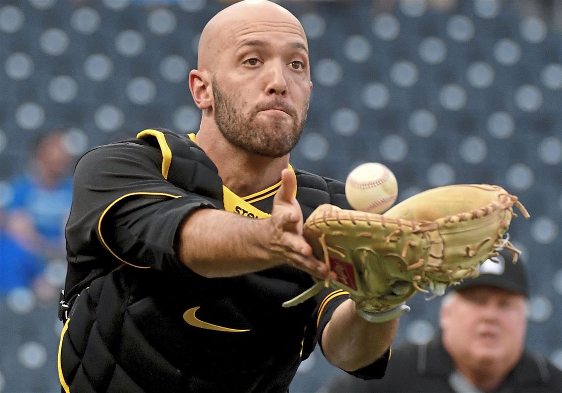 A dream come true': Pirates catcher Jacob Stallings wins his first Gold  Glove