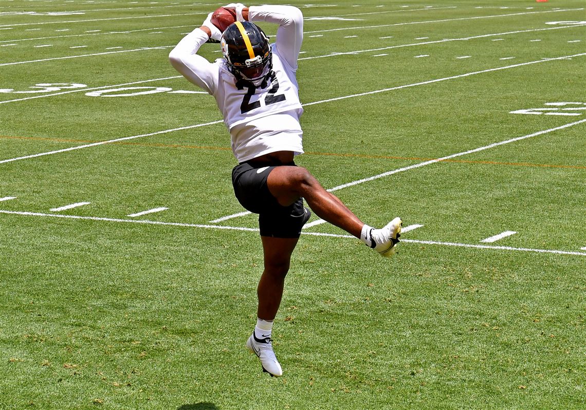 PHOTOS: Steelers RB Najee Harris at 2021 NFL training camp