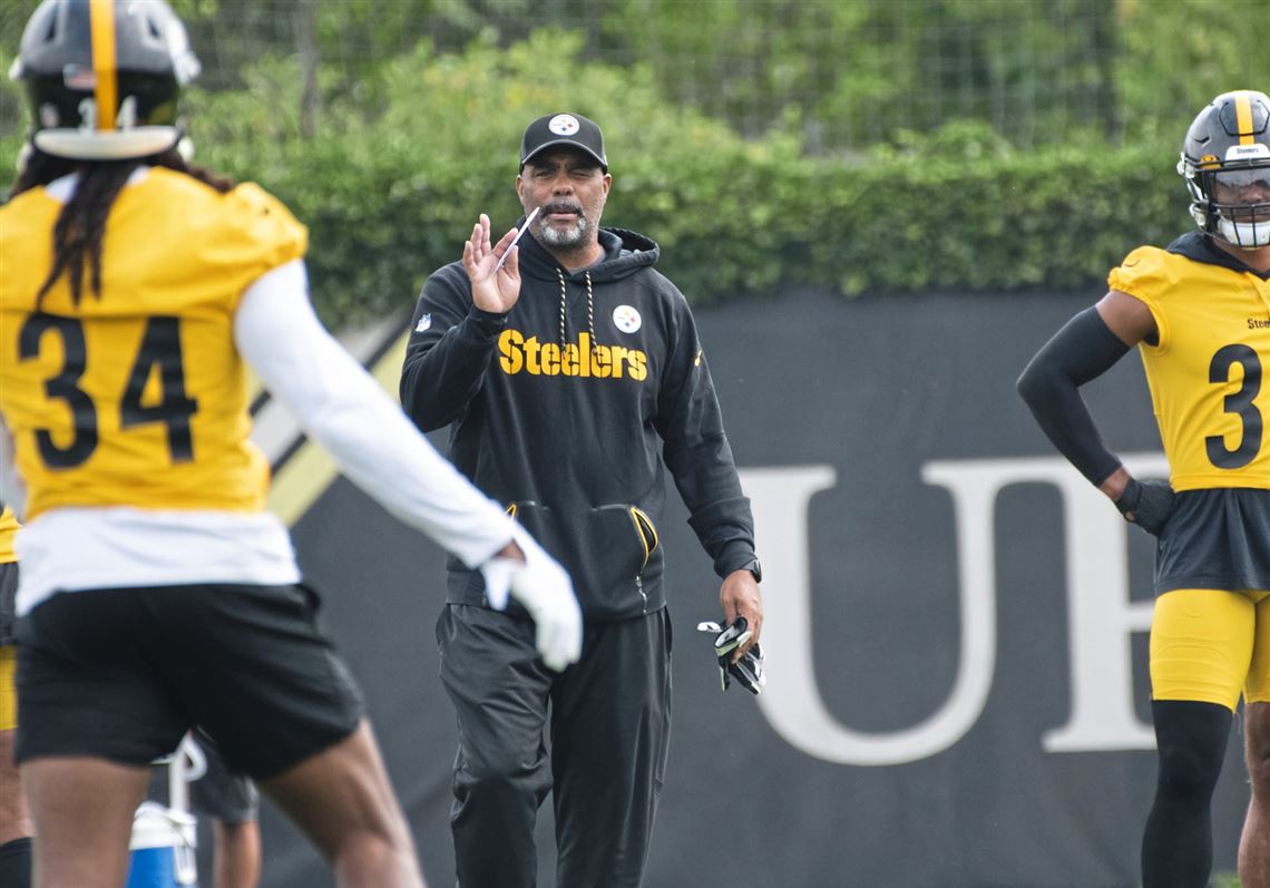 Steelers DC Teryl Austin Hints Team Will Cut A Strong Player On Defensive  Line