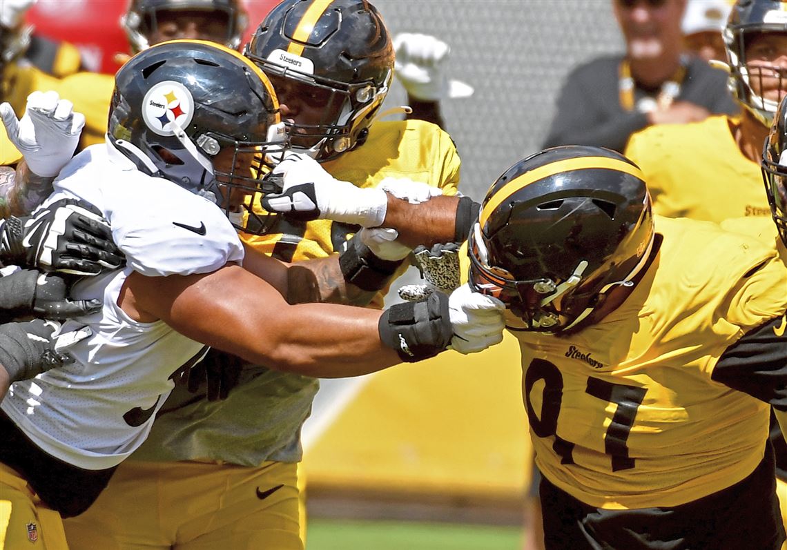 Steelers mailbag: Don’t adjust your TV set tonight when you see the offensive line