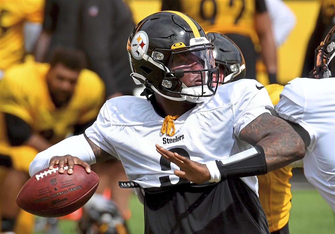 PHOTOS: Steelers Camp - August 17