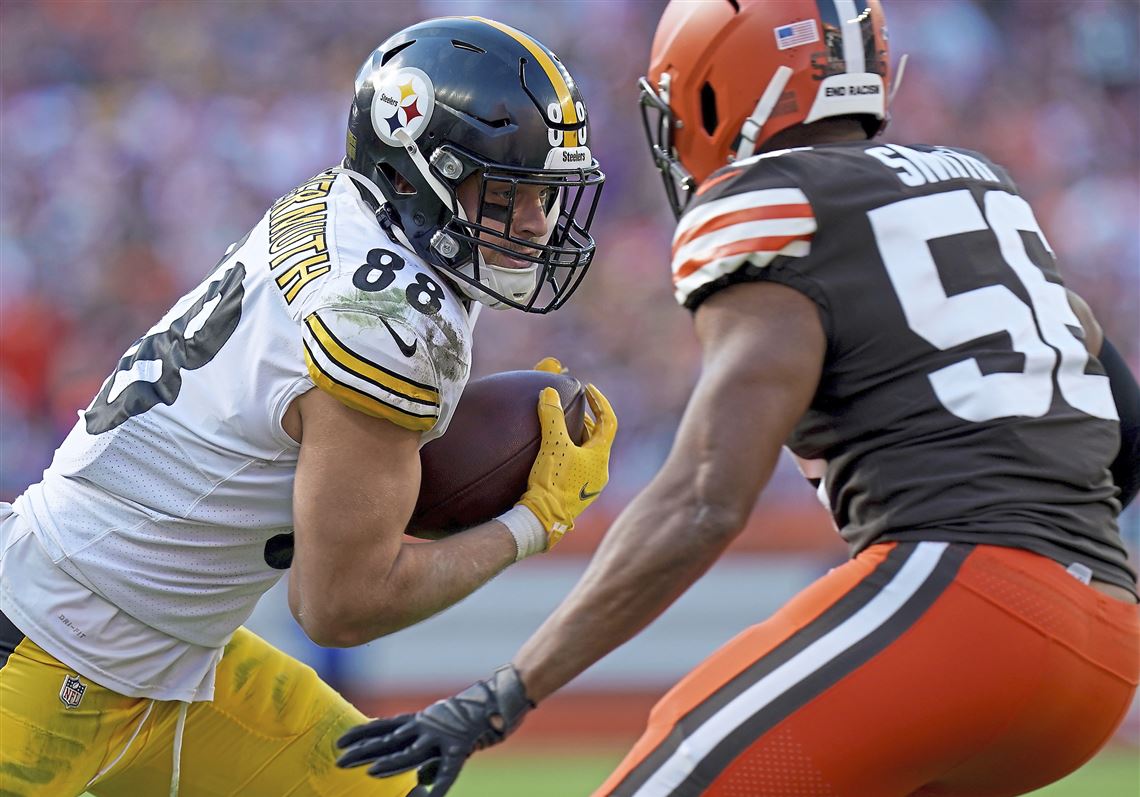 Pat Freiermuth pulls down incredible touchdown for Steelers vs. Browns