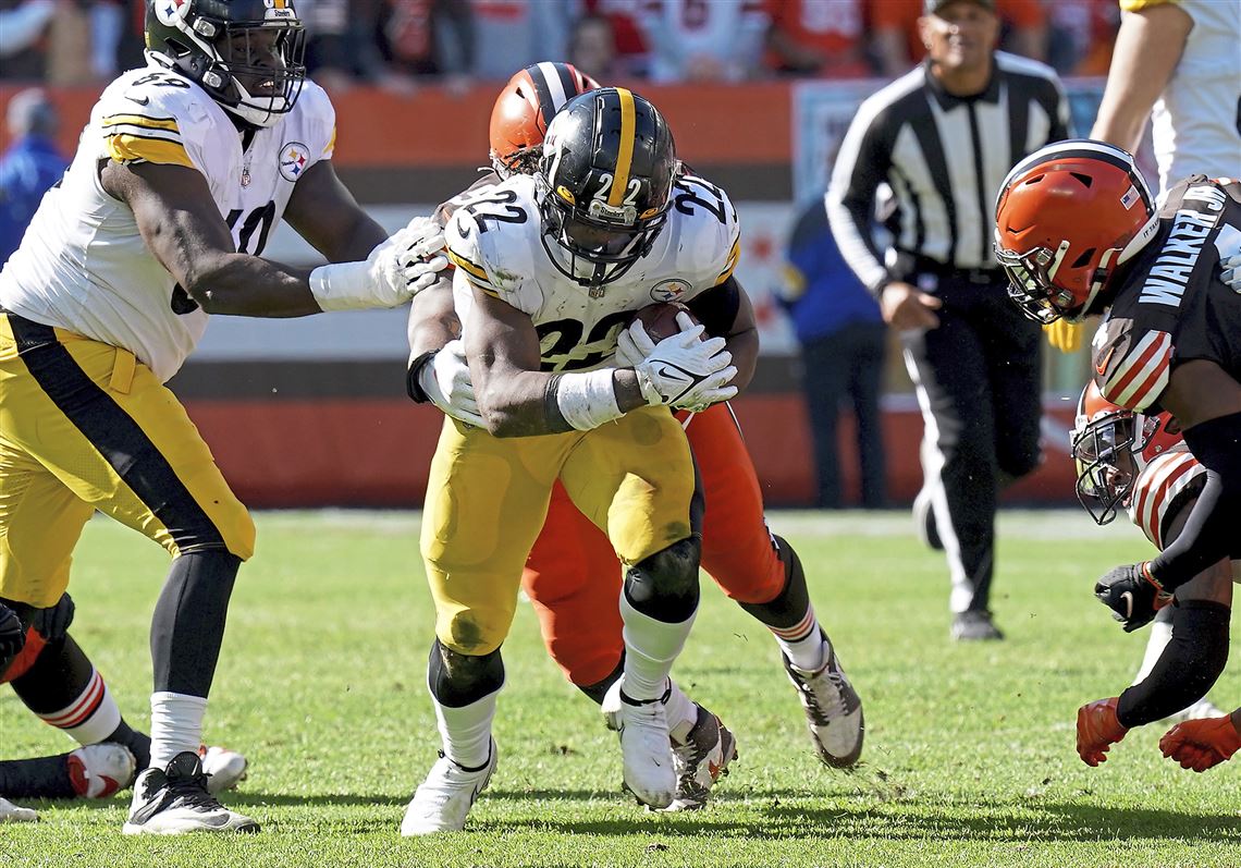 Stunning first quarter lifts Browns over Steelers for first