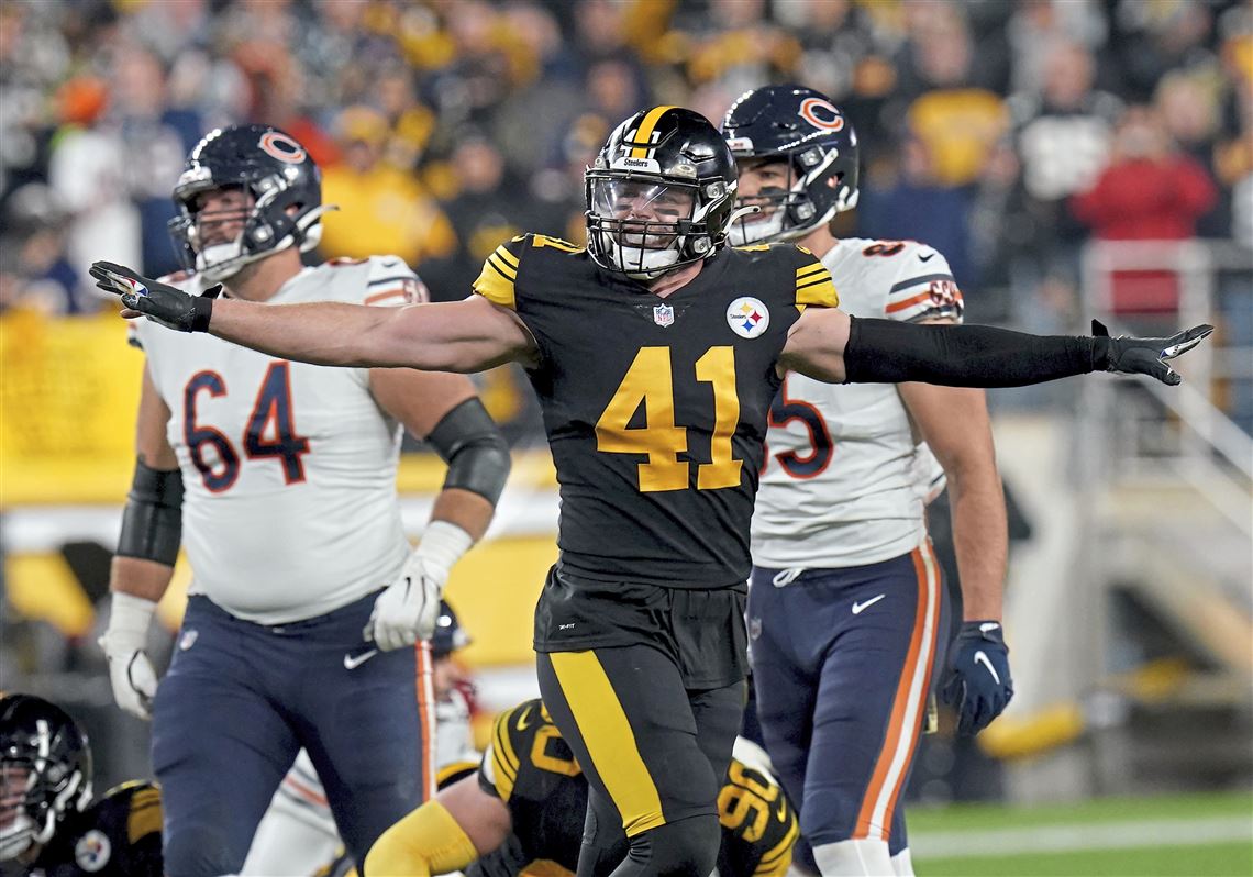 Bears' Marsh says he was 'hip checked' by ref during team's loss to Steelers, NFL