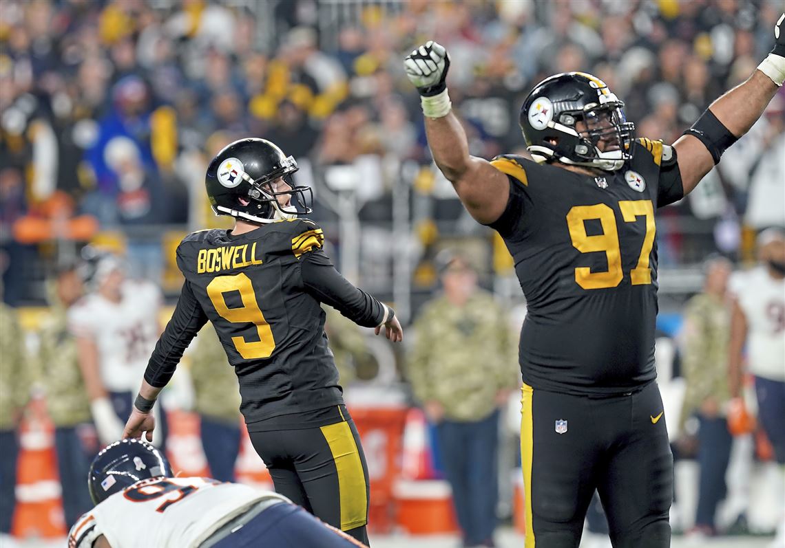 Monday Night Football: Steelers edge Bears in controversial