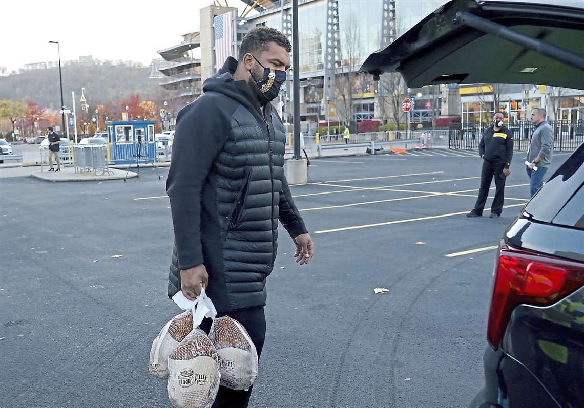 Steelers star Cam Heyward is helping The Pittsburgh Foundation's  #SpreadHope campaign for its Emergency Action Fund