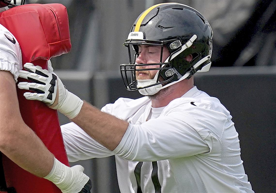 Tackle Joe Haeg making his first start with Steelers