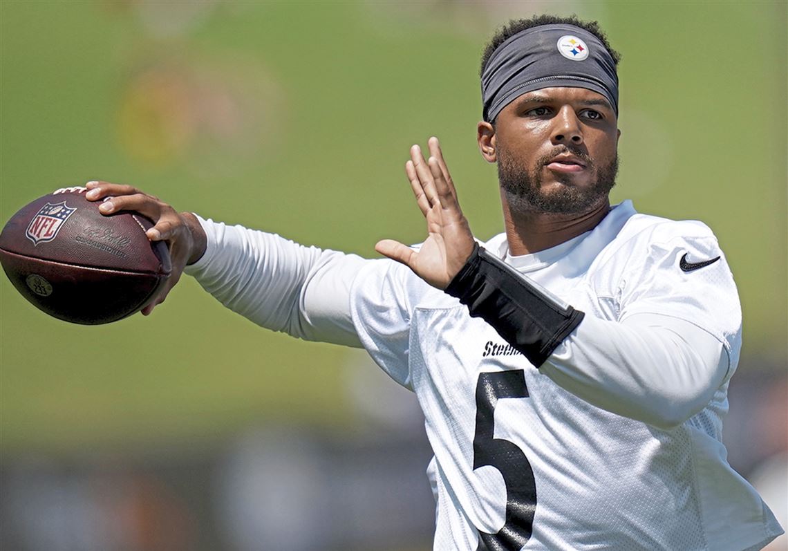 Surprise cuts: Steelers release rookie QB Chris Oladokun, veteran