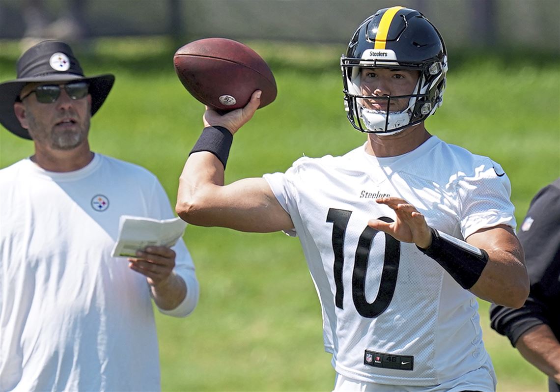Steelers QB competition: Mitch Trubisky caps opening preseason drive with  touchdown pass - DraftKings Network