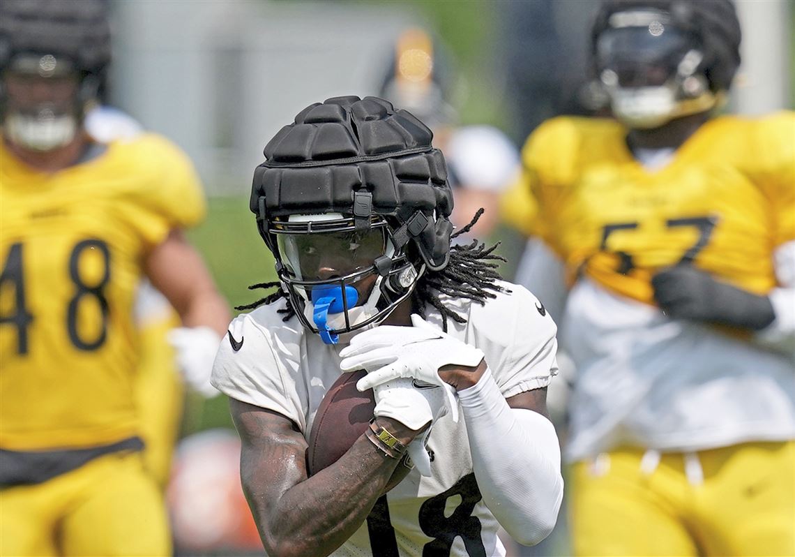 Chris Oladokun, the other quarterback at Steelers camp, is preparing for  his Josh Dobbs moment