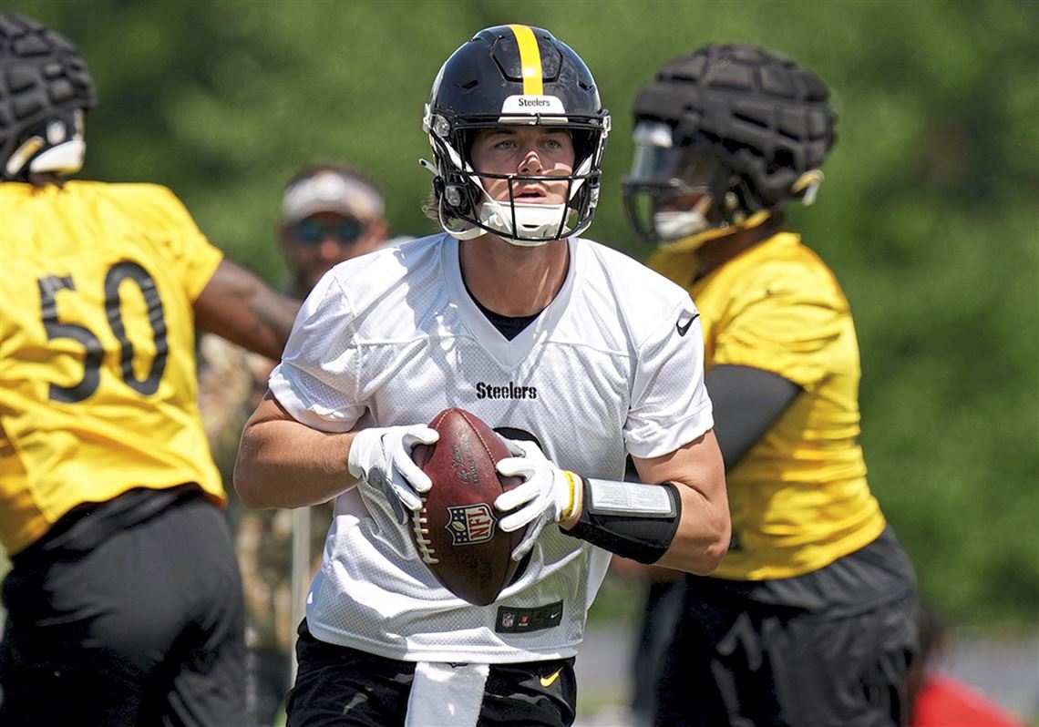 Steelers QB Kenny Pickett getting 'varsity-like action' in practice