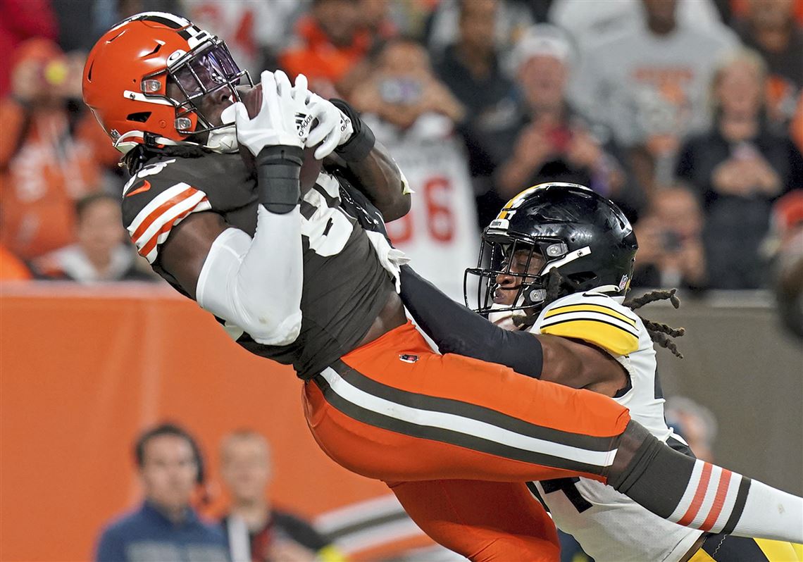 Ray Fittipaldo's Steelers report card: Defense manhandled by Browns  offensive line, receivers