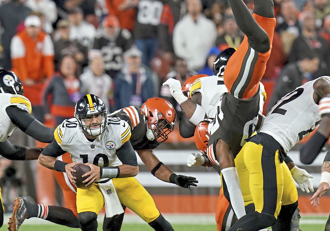 Analysis: Steelers' offensive line fails to live up to the hype