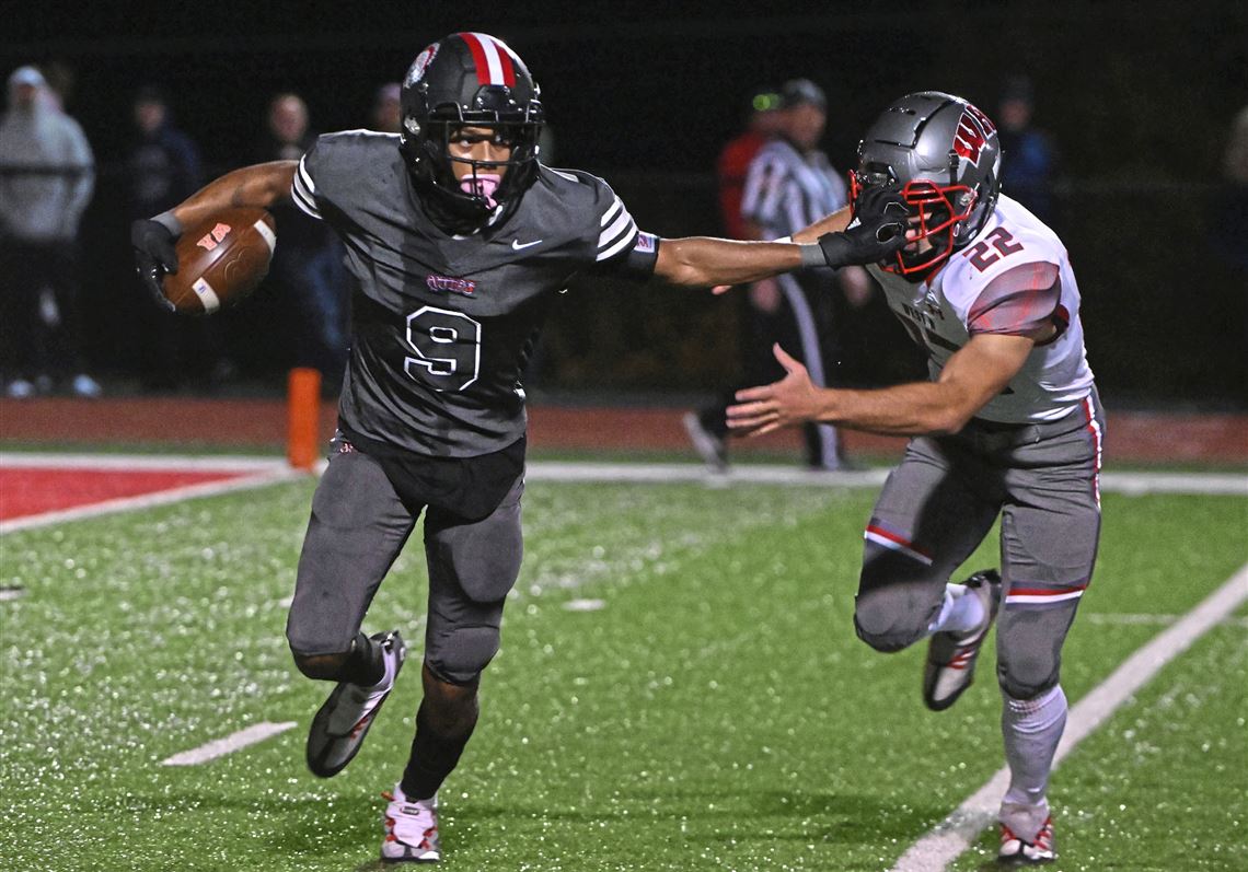 2022 WPIAL football playoff forecast: Who's in and who will win
