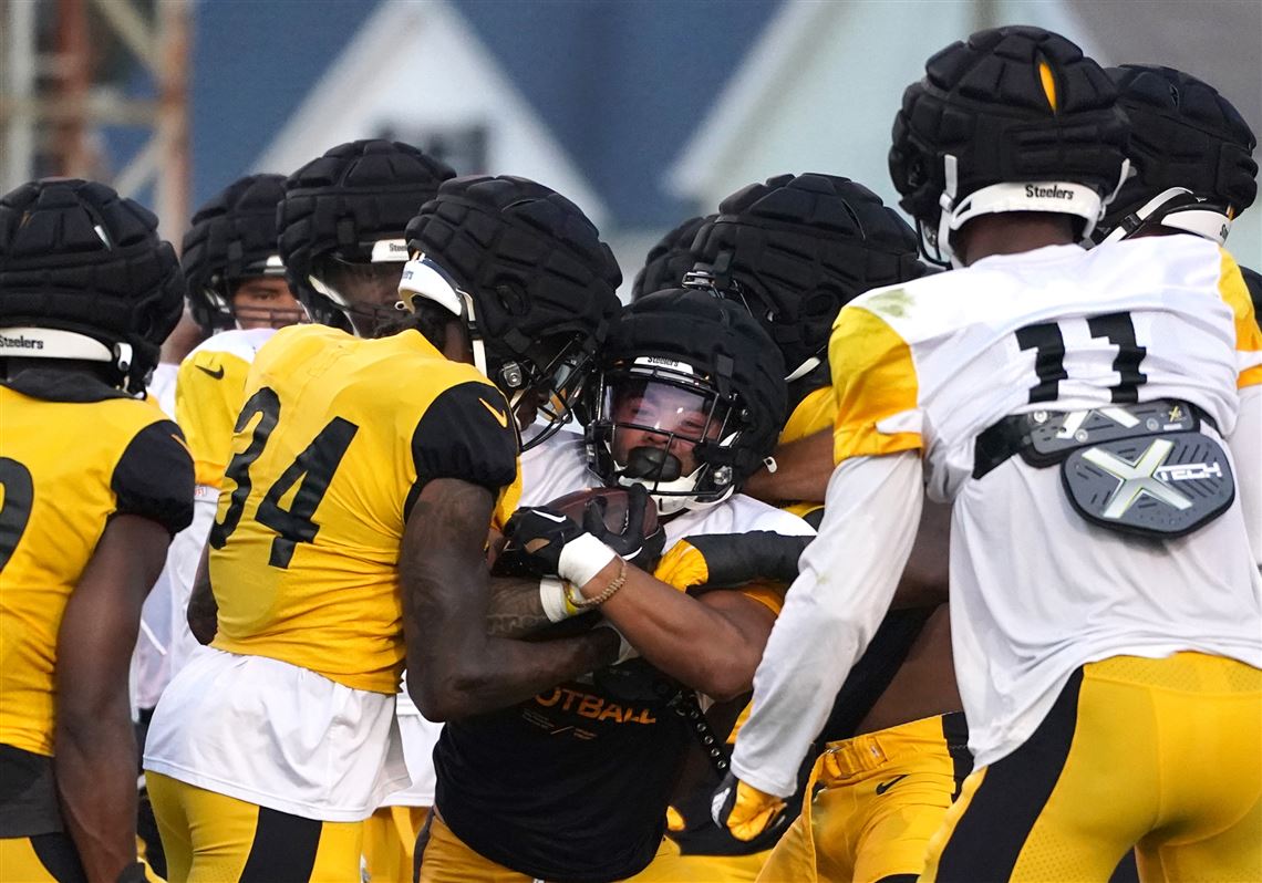 Raiders Players Rep Jerseys of Team Legends for Practice [LOOK]