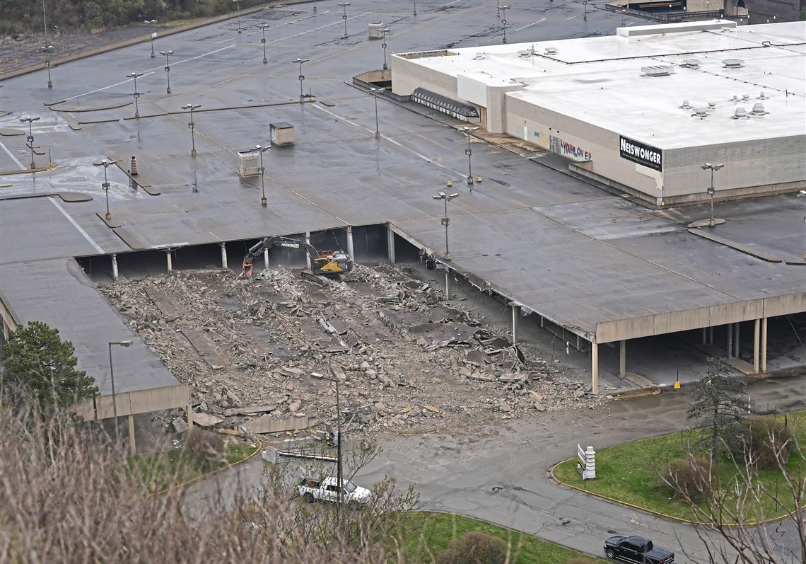 'Hurts my heart': Community reacts to Century III Mall demolition ...