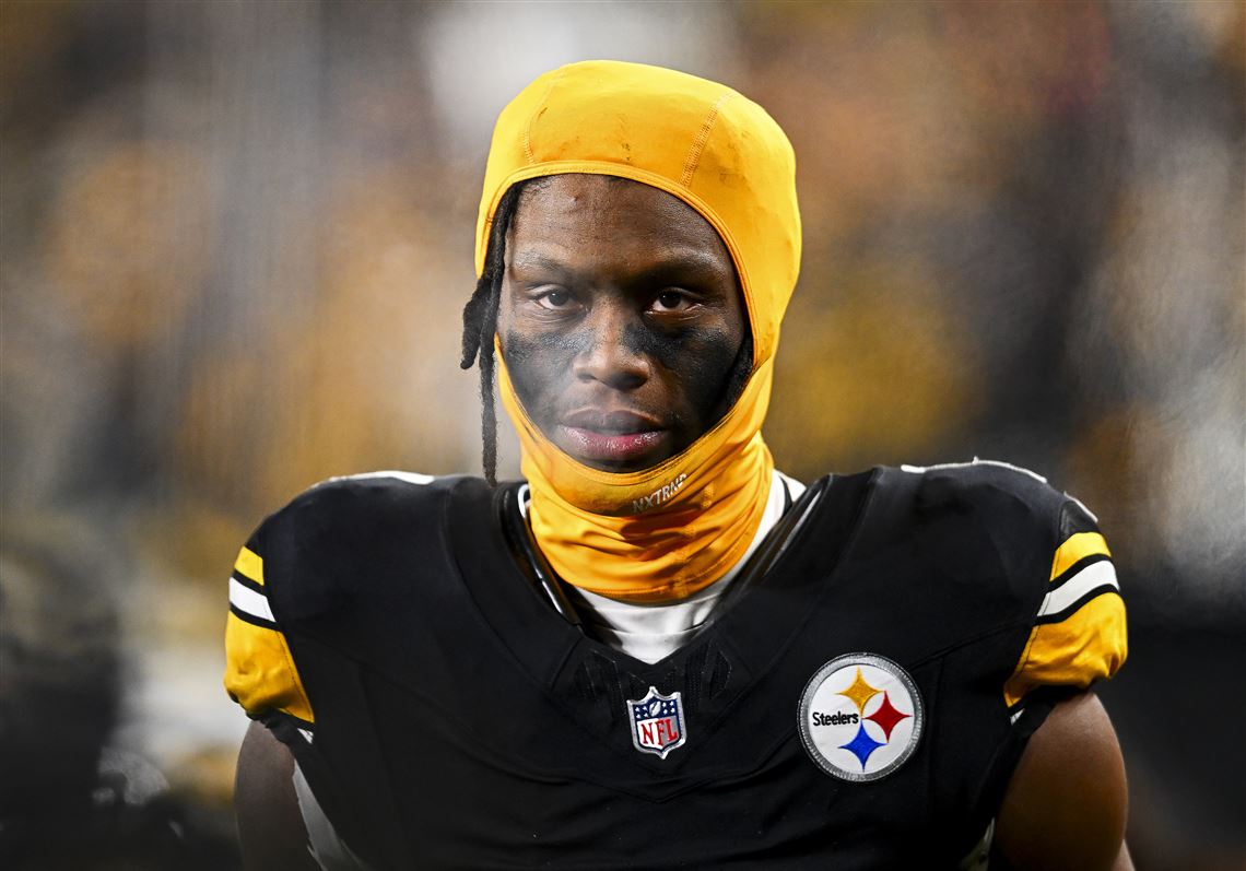 George Pickens provided plenty of highlights, but nearly as many ...