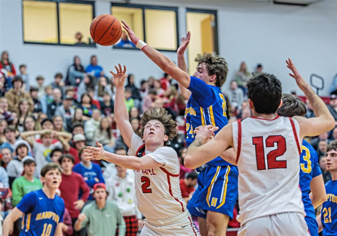 Fox Score in Final Minutes to Win Game - Fox Chapel Area Athletics