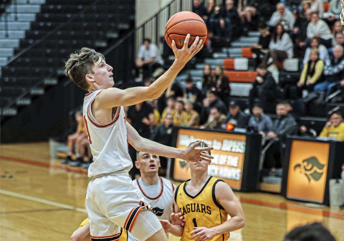 Prep Boys Basketball Preview: Stanley-Boyd brings back four